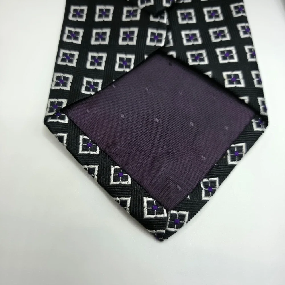 Paul Fredrick Italian Silk Necktie Black Silver Purple Geometric Pattern‎ 57x4